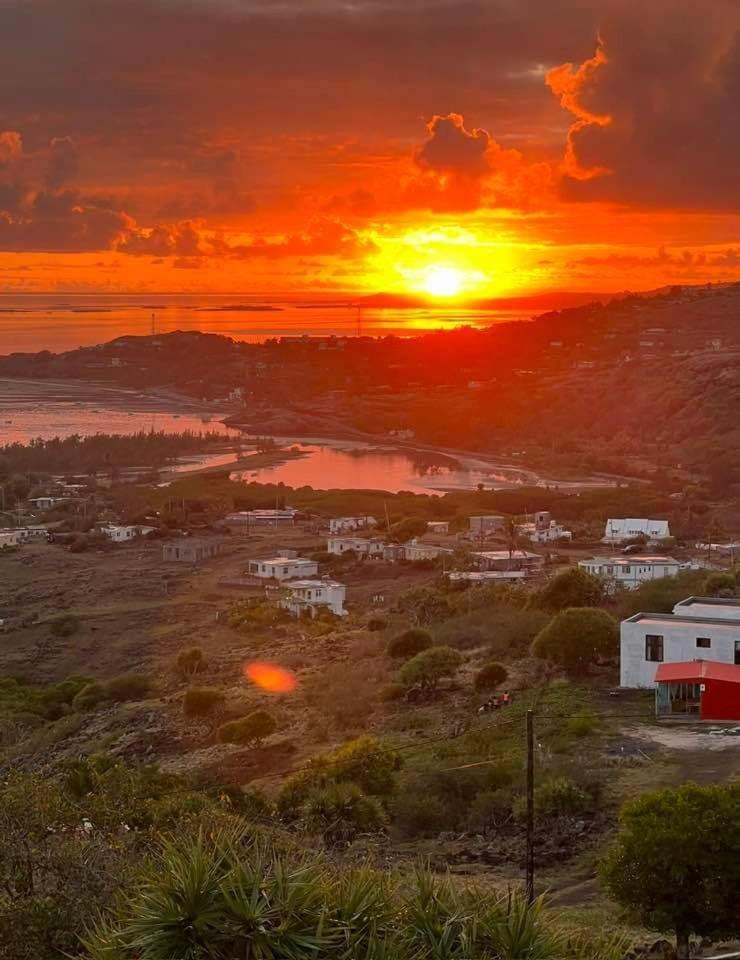 Chez Laineda Le Bijou Mourouk Rodrigues Bed and Breakfast Port South East Εξωτερικό φωτογραφία